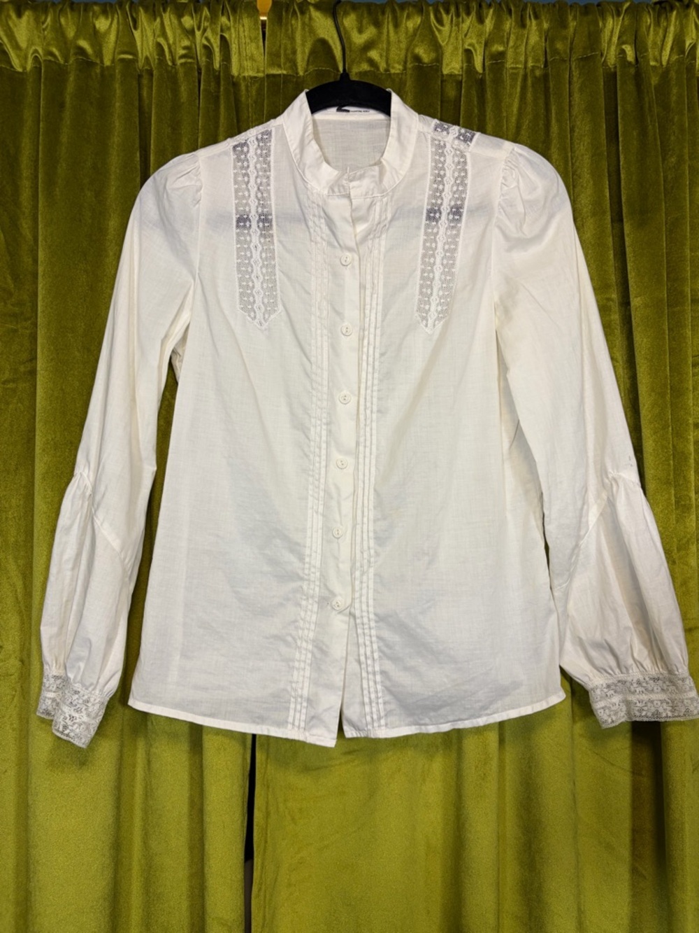 2 Katayone Adeli Vintage Y2K white cotton & lace peasant blouse size small.